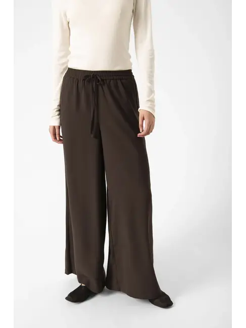 SOAKED IN LUXURY PANTALON SHIRLEY WIDE - CHOCOLATE TORTE
