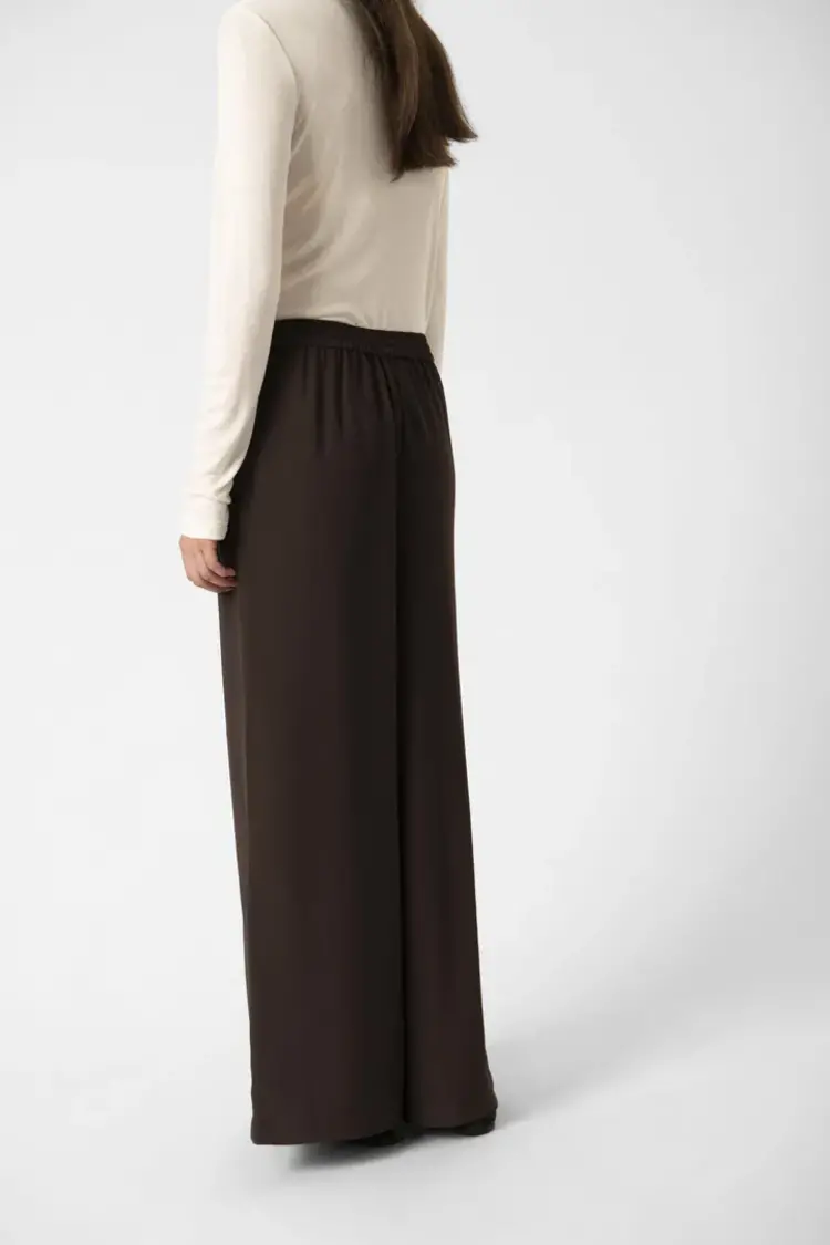 SOAKED IN LUXURY PANTALON SHIRLEY WIDE - CHOCOLATE TORTE