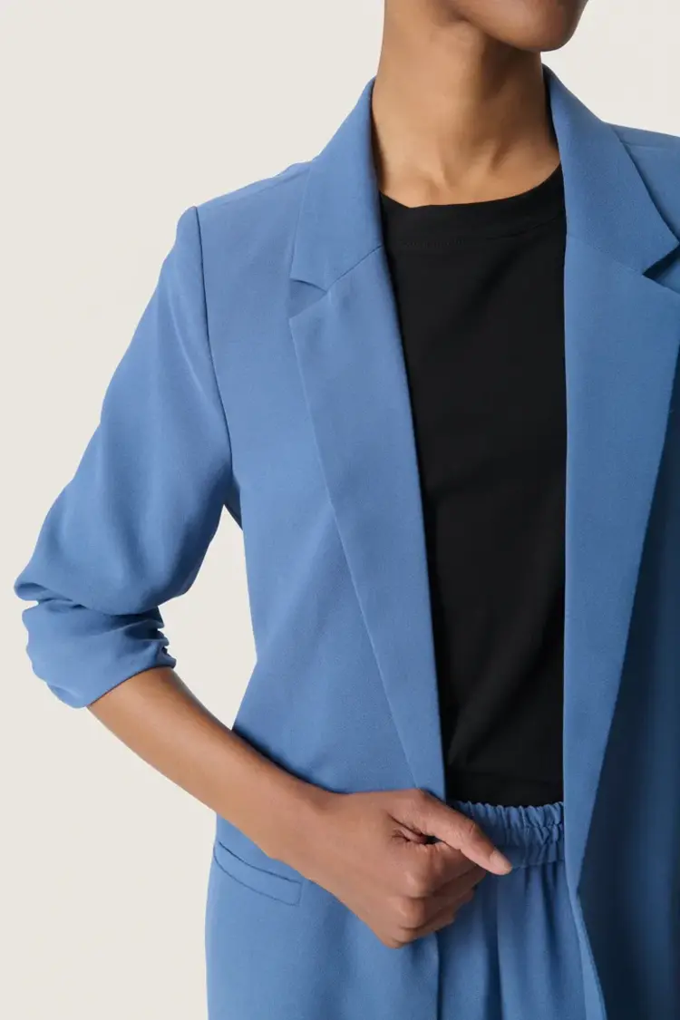 SOAKED IN LUXURY BLAZER SHIRLEY - BIJOU BLUE