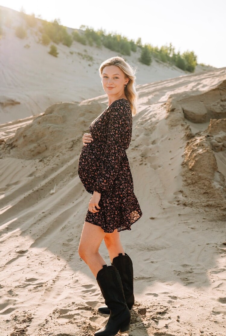 ROSE MATERNITÉ ROBE LOLITA - À FLEURS NOIR & ROSE