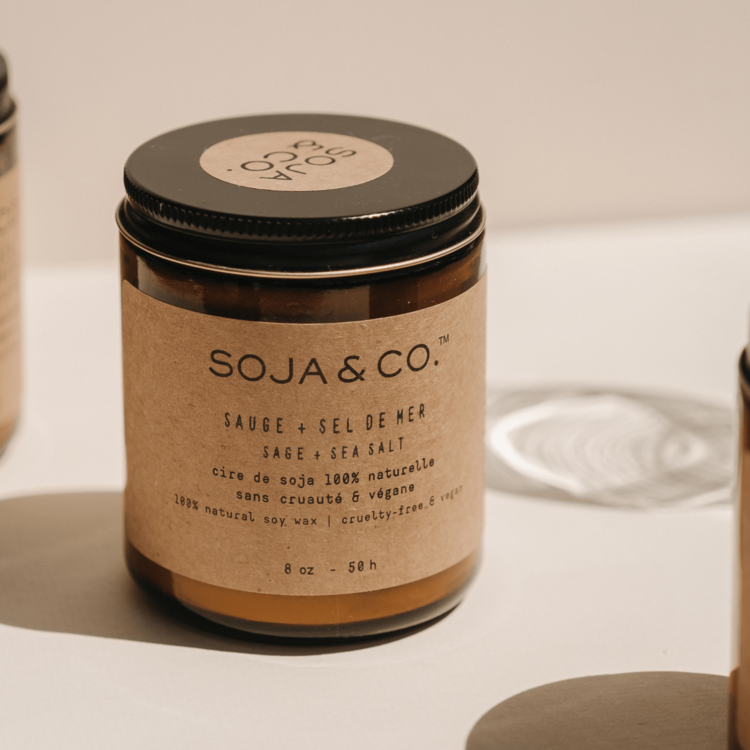 SOJA & CO CHANDELLE SAUGE & SEL DE MER - 8 OZ