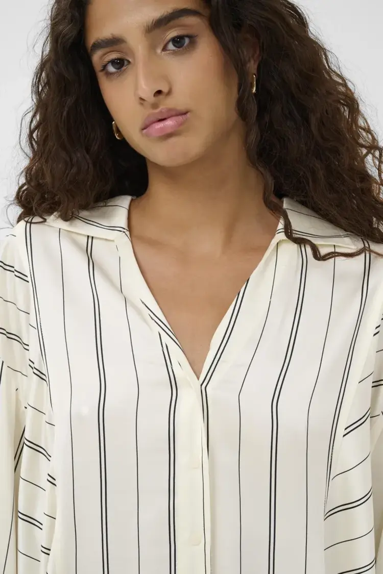 SOAKED IN LUXURY CHEMISE MARCELA - BLANC LIGNÉ