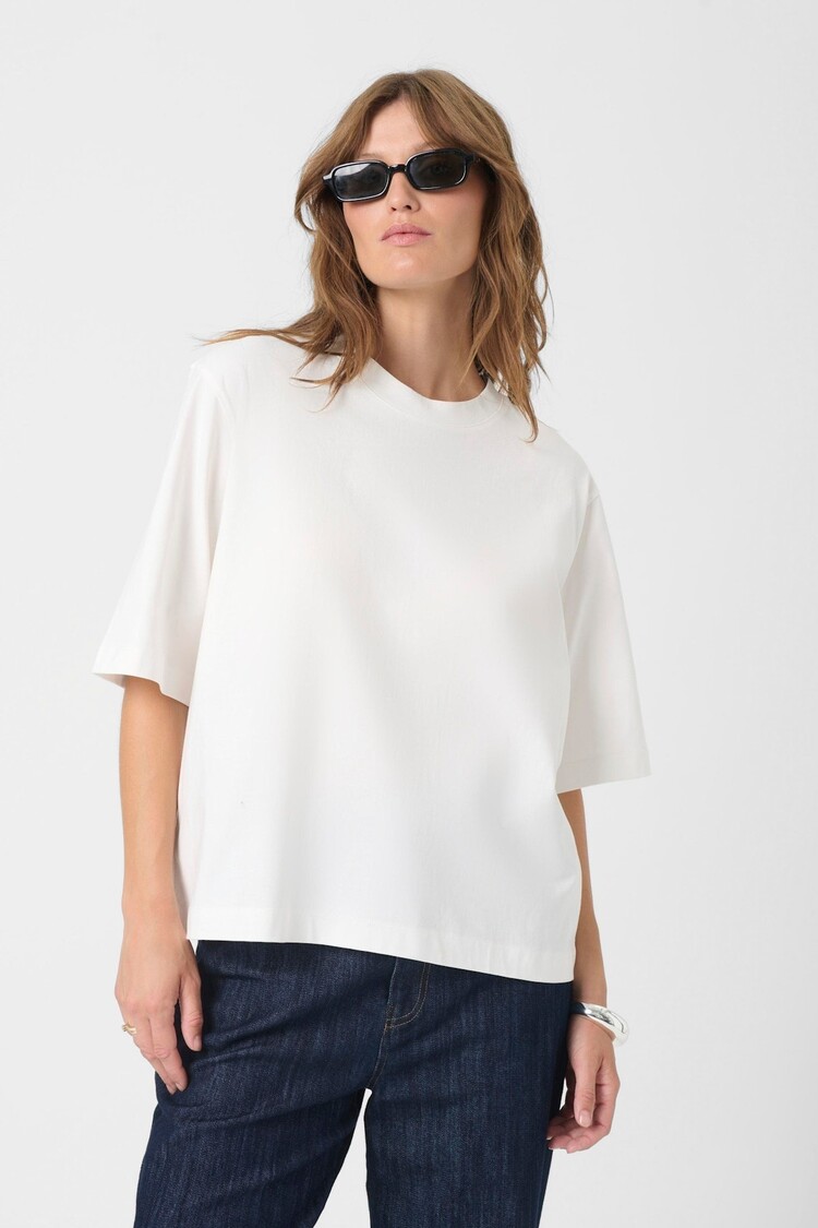 SOAKED IN LUXURY CHANDAIL - JINA BASIC TEE