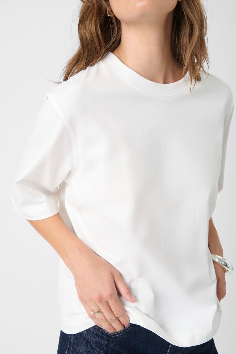 SOAKED IN LUXURY CHANDAIL - JINA BASIC TEE