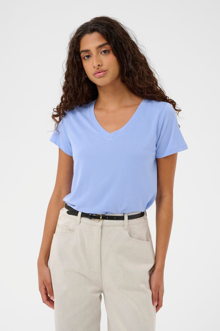 SOAKED IN LUXURY CHANDAIL COLUMBINE V-NECK - HYDRANGEA