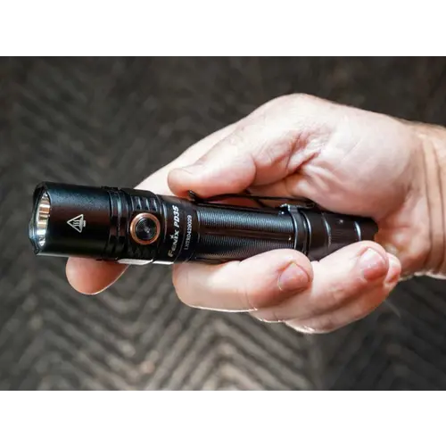 Fenix Flashlight PD35 Version 3.0  3400U Battery
