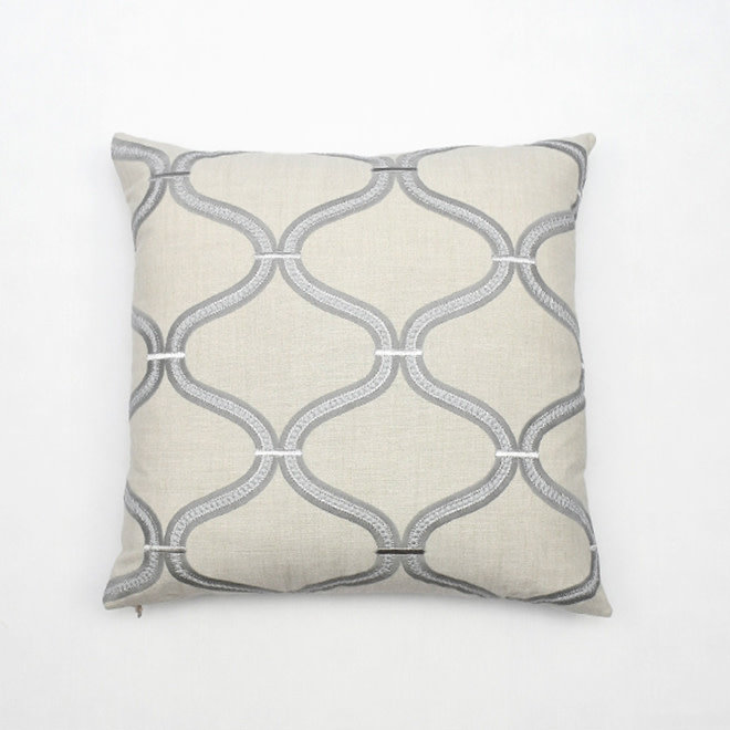 Pillow Squiggly Grey 18 x 18in