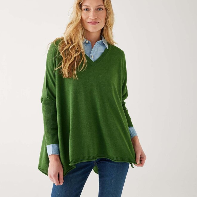 Kreatelier features a variety of cardigans and sweaters made from