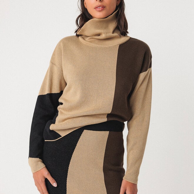 Sweater Rita Contrast Color Panels