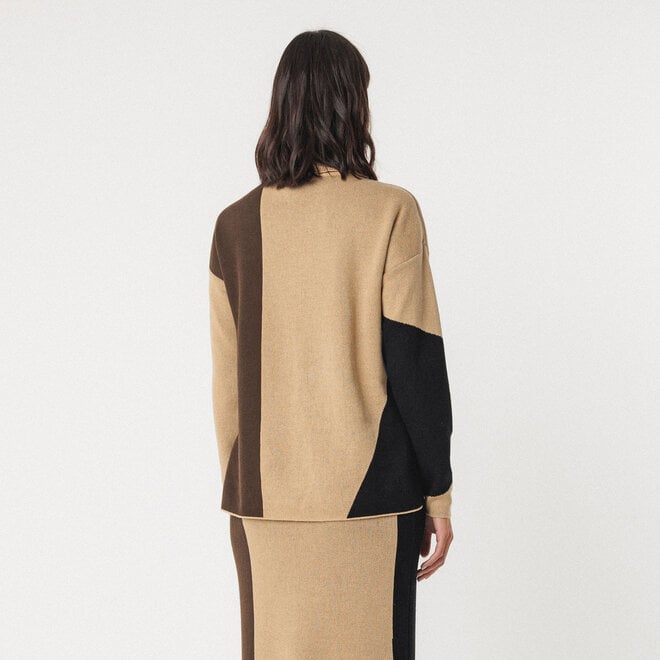 Sweater Rita Contrast Color Panels
