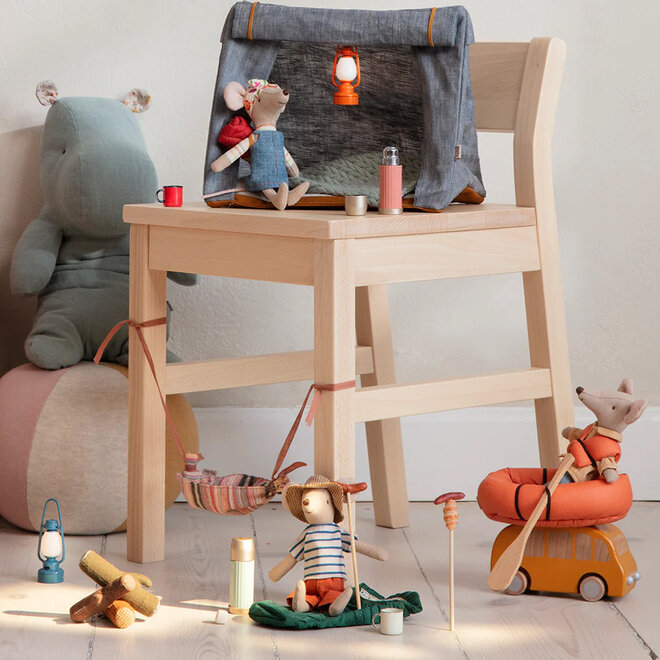 Mouse Big Sister Hiker