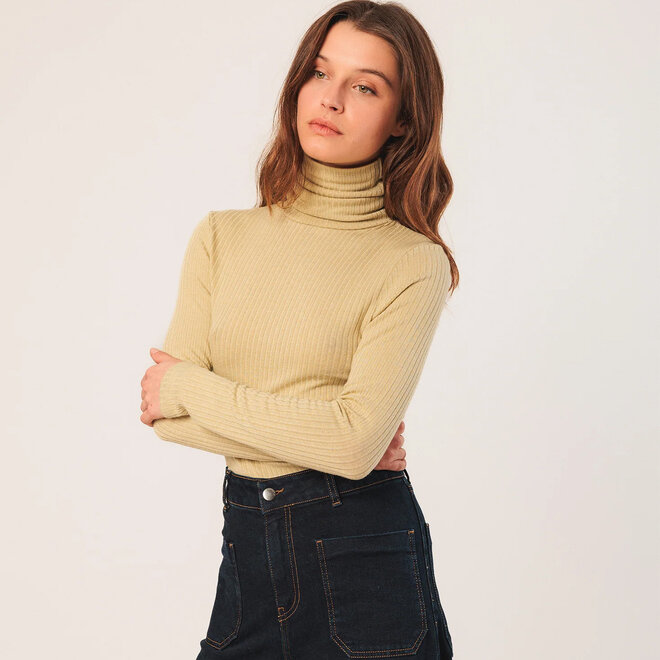 Ribbed T-Shirt Turtleneck Sage