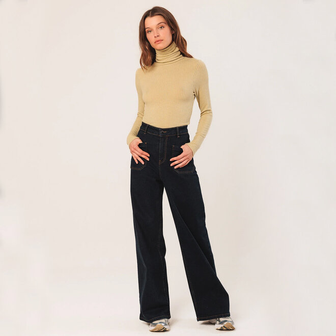 Ribbed T-Shirt Turtleneck Sage
