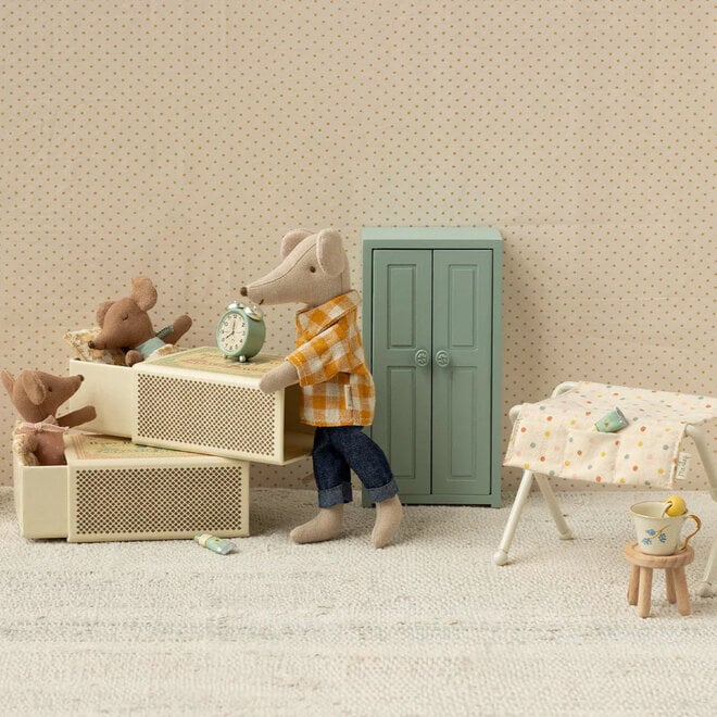 Baby Mouse Sleepy Wakey in Matchbox Blue