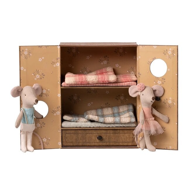 Mice Little Sister & Brother Ballet in Dance Studio