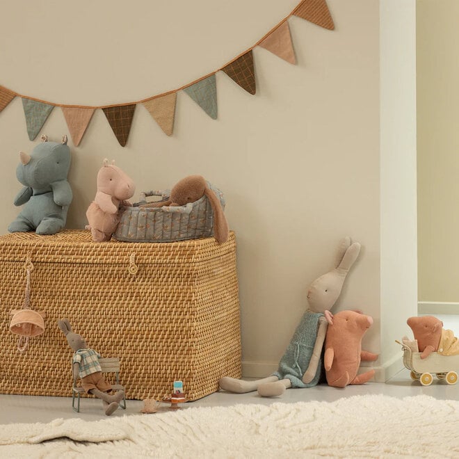 Safari Friends Small Hippo with Skirt Soft Rose