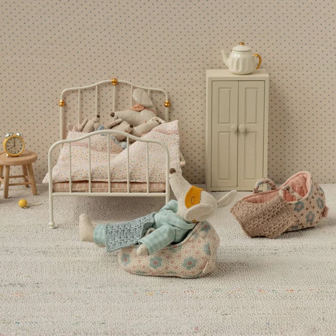 Carry Cot for Baby Mouse Rose