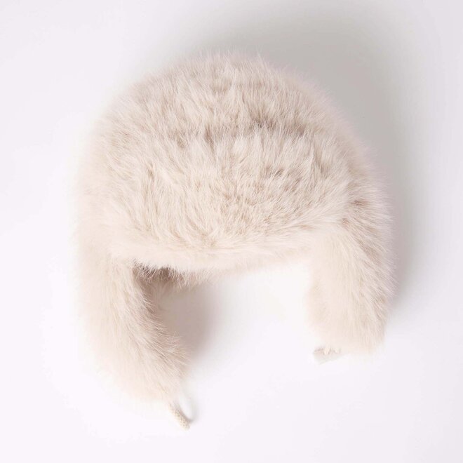 Hat Cozy Cabin Faux Fur Oatmeal