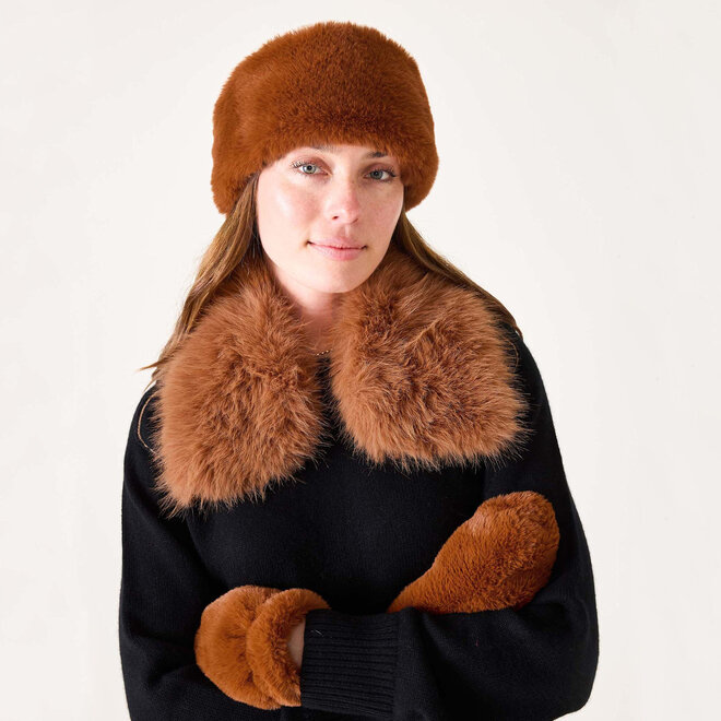 Collar Cozy Cabin Faux Fur Ginger/Navy