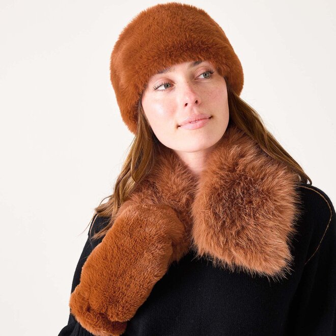 Collar Cozy Cabin Faux Fur Ginger/Navy