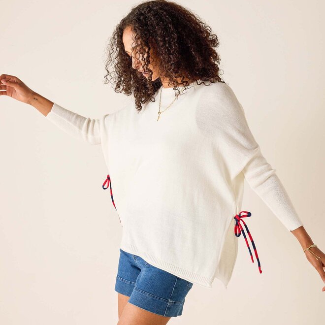 Catalina Tie Side Crewneck White with Striped Tie