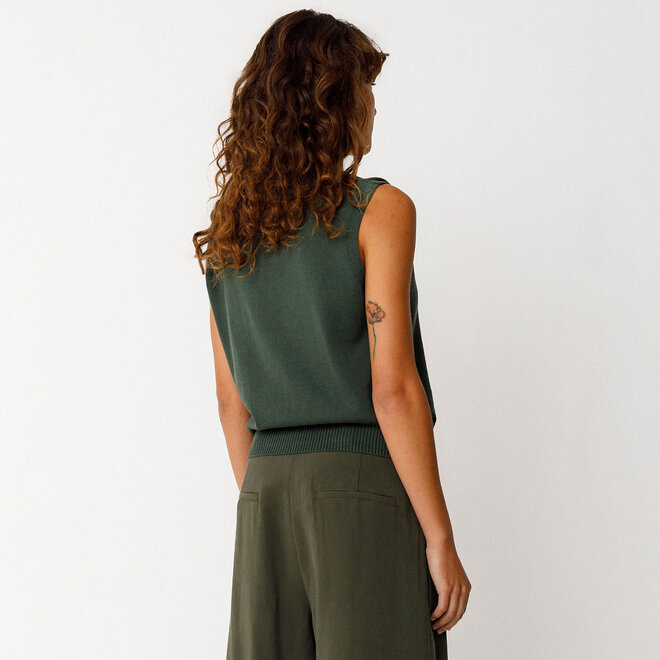 Top Maindi Gots Bottle Green