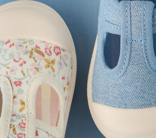 Shoes & Socks