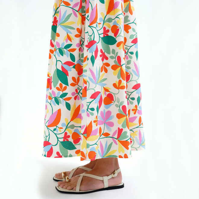 Long Skirt Lotto with Asymmetrical Cut