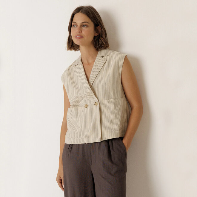 Vest Pinstripe Crudo