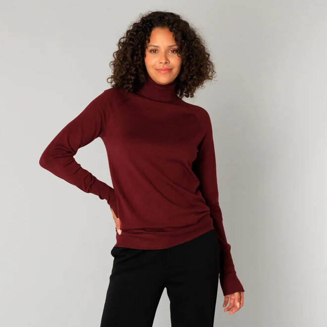 Top Ojasvini Port Size 8