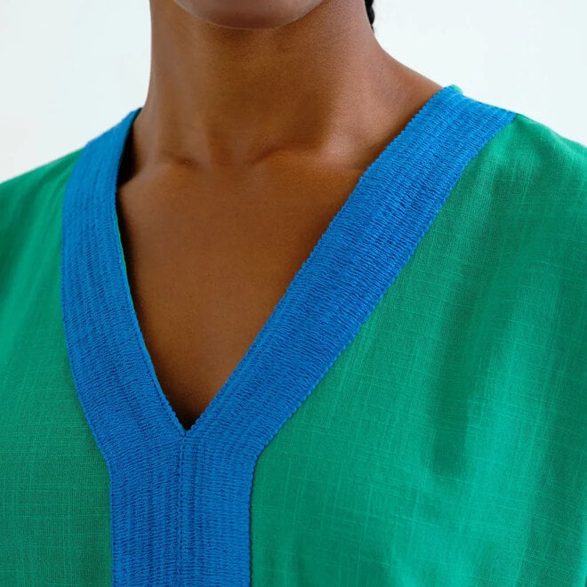 Kaftan Green with Blue Neckline