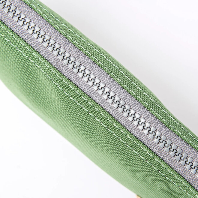 Carnaby Wallet Medium Artichocke with Wrist Strap