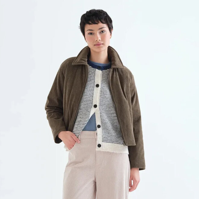 Knit Vest Striped Cream & Navy