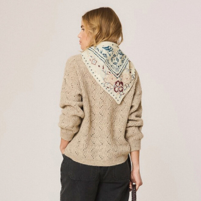Scarf Crudo