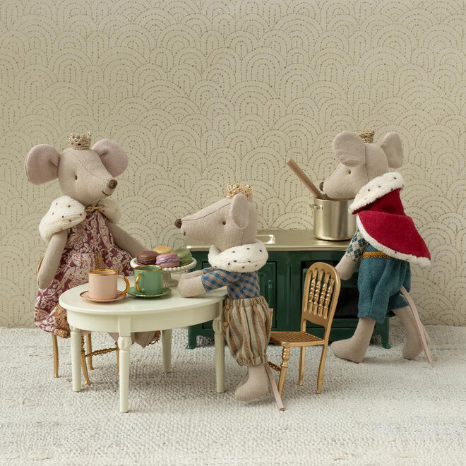 Mouse Chair Gold