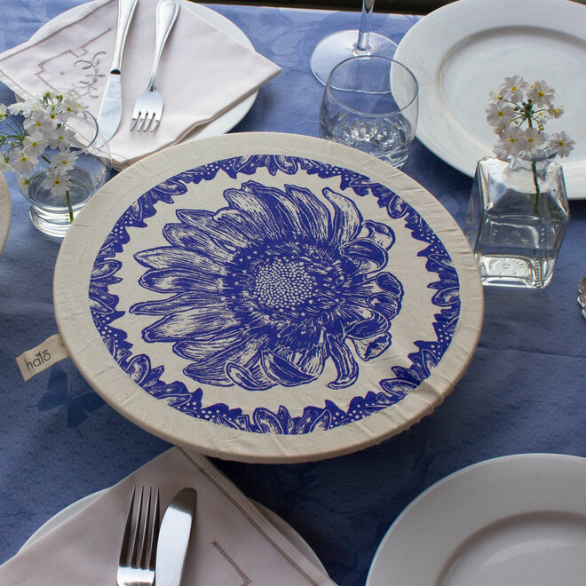 Cover Dish and Bowl African Flowers Large