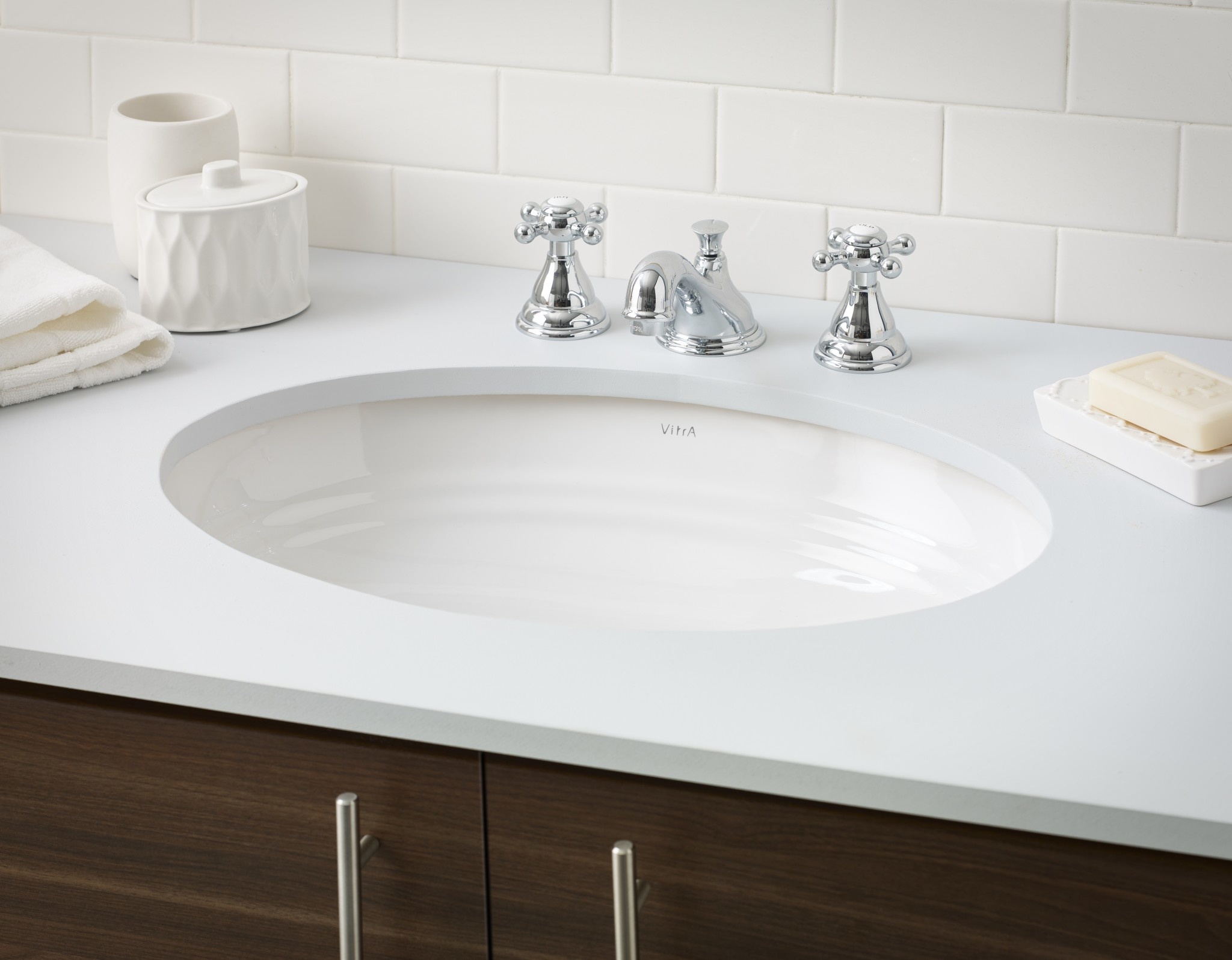 Cheviot - SIENNA Undermount Sink - 1120-WH - Discontinued