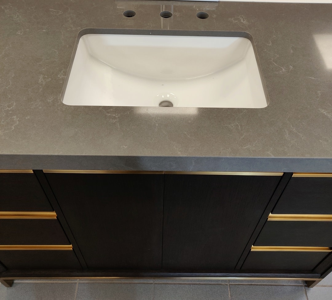 Fairmont - Ambassador 48" W/ 2" thick Quartz top - Display