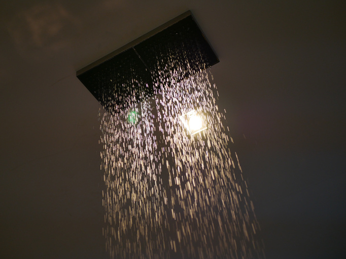 HOW TO PICK THE PERFECT SHOWER HEAD FOR YOUR HOME