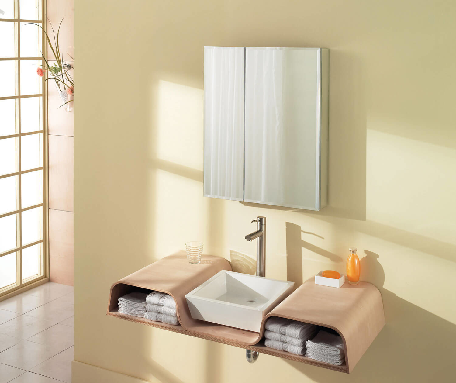 Maax - 2 Door - Beveled Edge