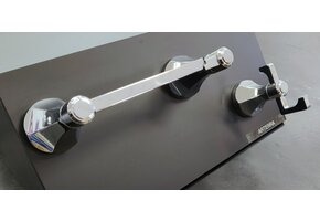 Pfister - Paper holder and Hook Arterria Bundle