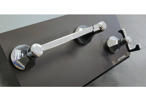 Pfister - Paper holder and Hook Arterria Bundle