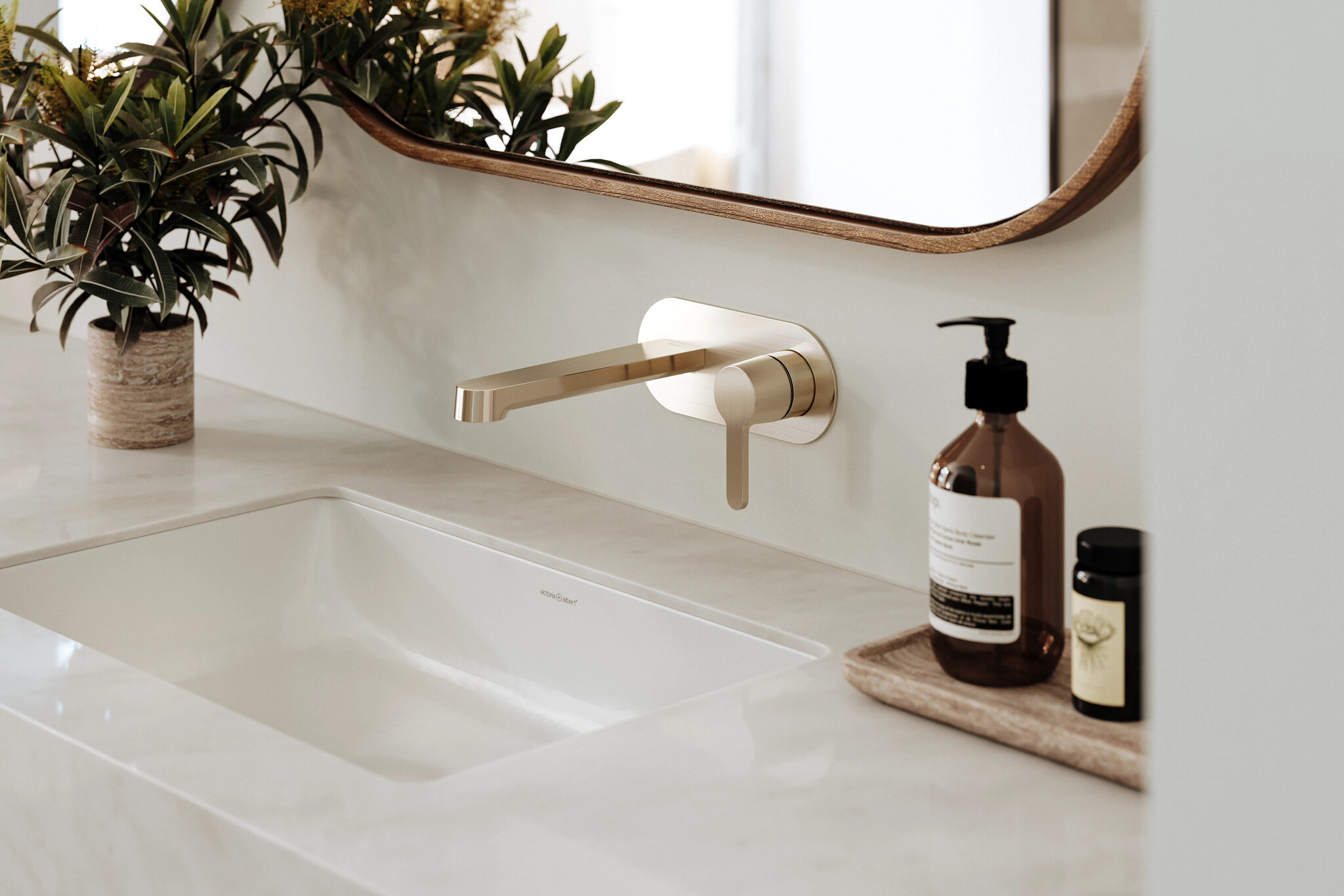 How to pick the right bathroom faucet for your home Dupont Kitchen