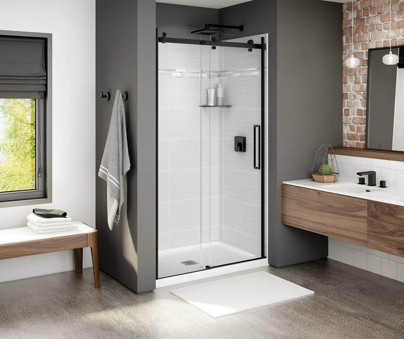 MAAX - Halo 44 ½-47 x 78 ¾ in. 8mm Sliding Shower Door for Alcove Installation with Clear glass in Matte Black - 138996-900-340-000