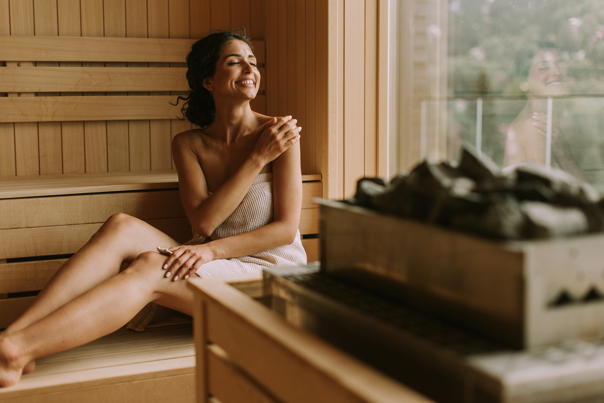 Sauna and Cold Plunge Routines: The Hot-and-Cold Secret to Feeling Amazing