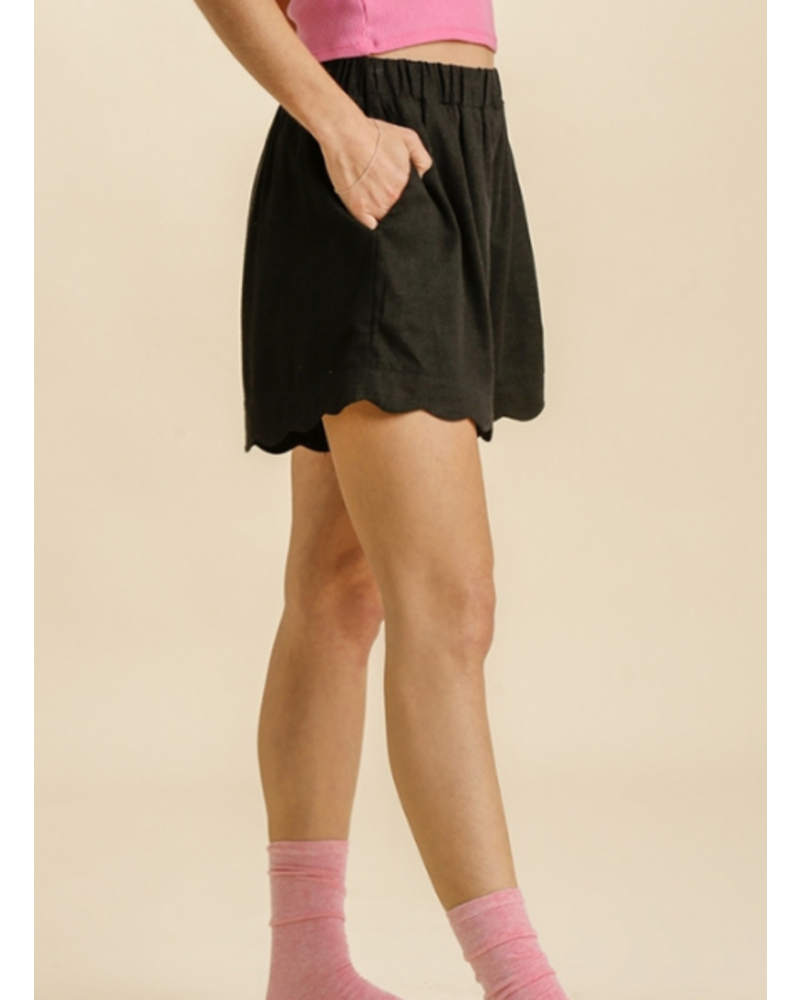 Pull On Scalloped Hem Short