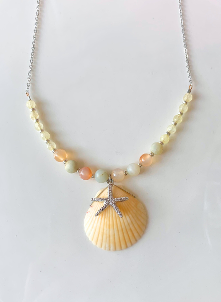 Necklace In aqua color stones, seashell & yellow gold chain, VOGUE - Vogue  Watches