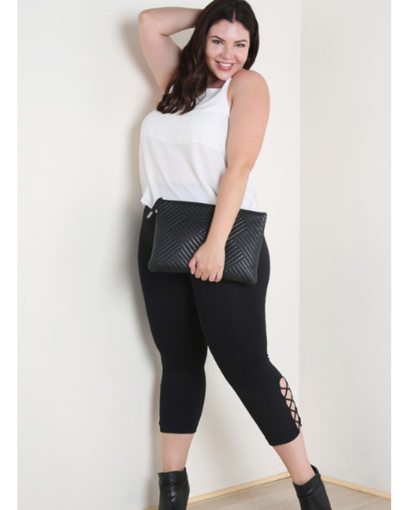 Criss-Cross Capri Leggings Plus Size - Trader Rick's for the artful woman