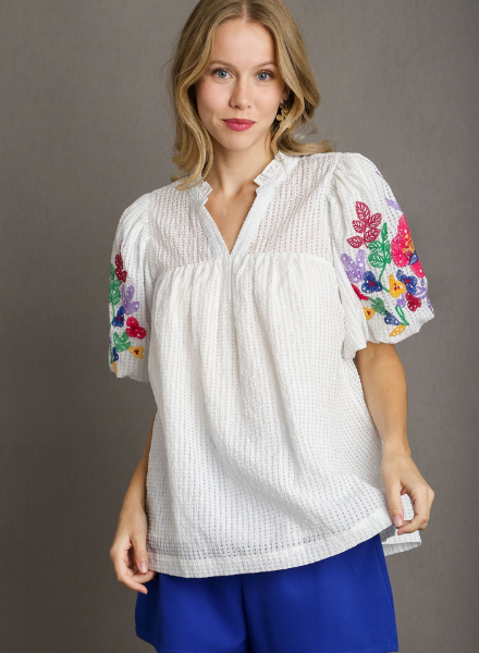 Puff Sleeve Embroidered Flower Top