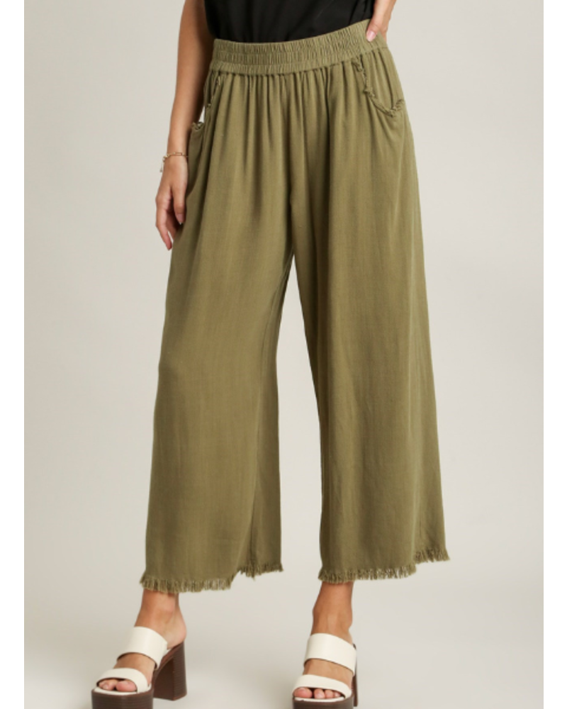 Frayed Hem Easy Pant - Trader Rick's for the artful woman